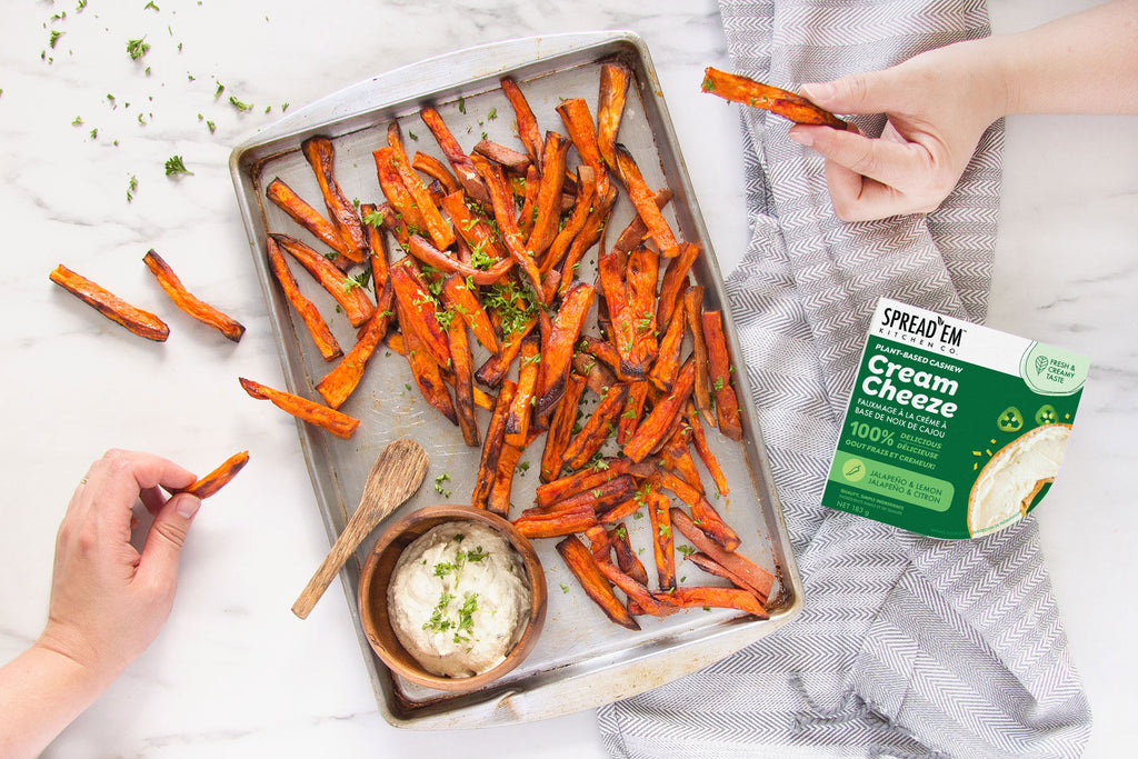 Crispy Baked Yam Fries With Jalapeño Dip